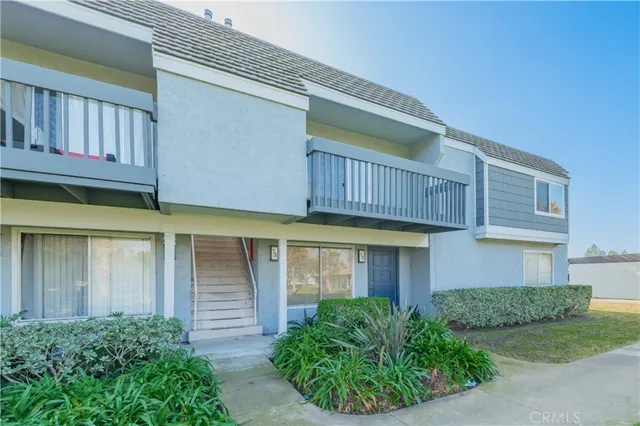 $3,500 | 75 Firwood, Irvine, CA 92604