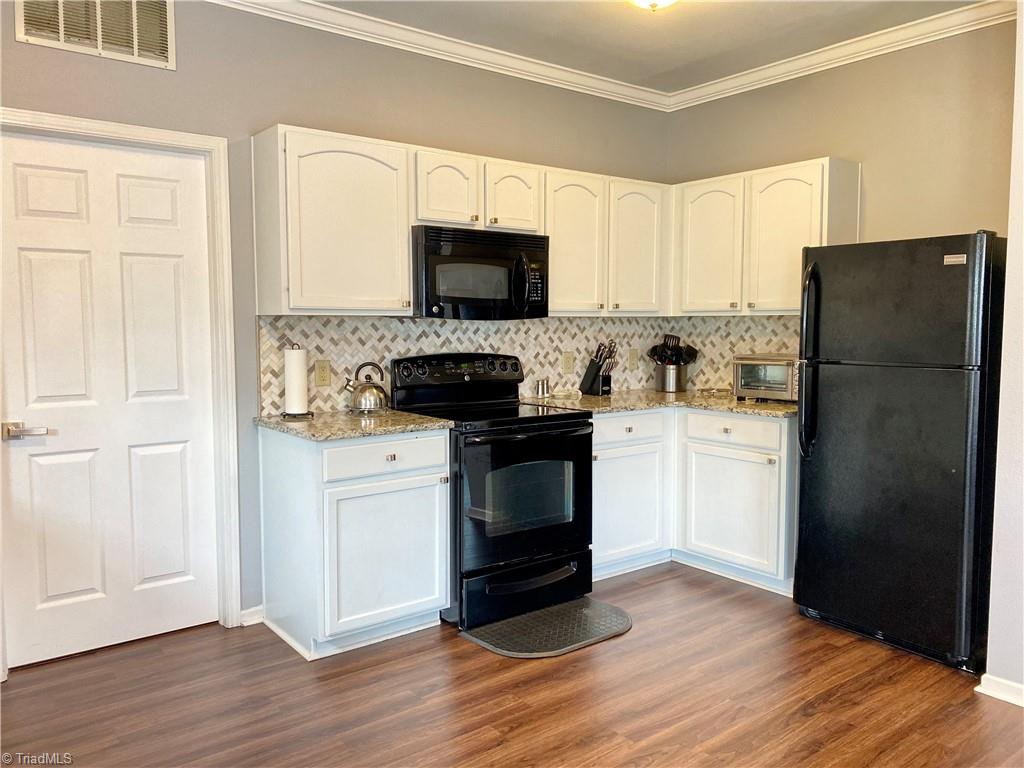 2518 Renard Road Greensboro, NC 27406 - Photo 14 of 27