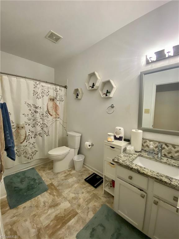 2518 Renard Road Greensboro, NC 27406 - Photo 20 of 27 Primary bathroom