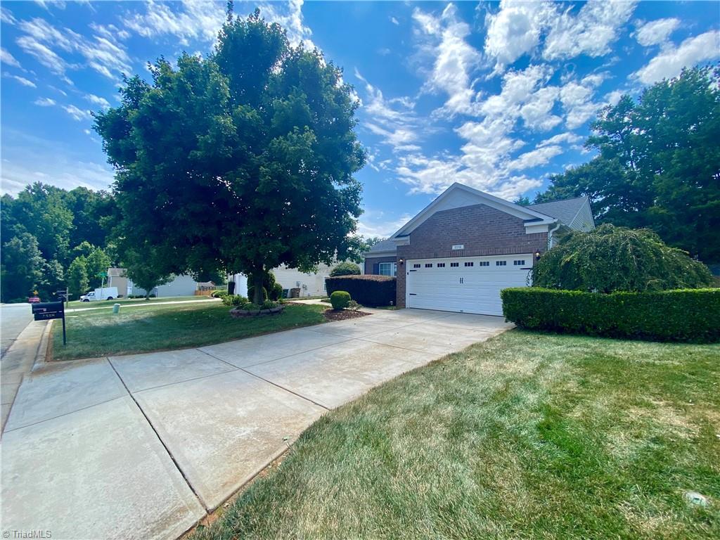 2518 Renard Road Greensboro, NC 27406 - Photo 5 of 27