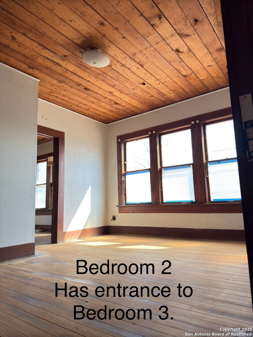 505 East Rio Grande Street Pearsall, TX 78061 - Photo 9 of 12