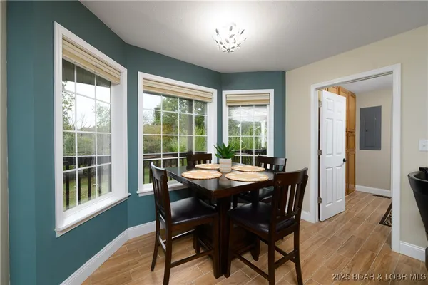 $665,000 | 24155 Red Oak Road, Waynesville, MO 65583