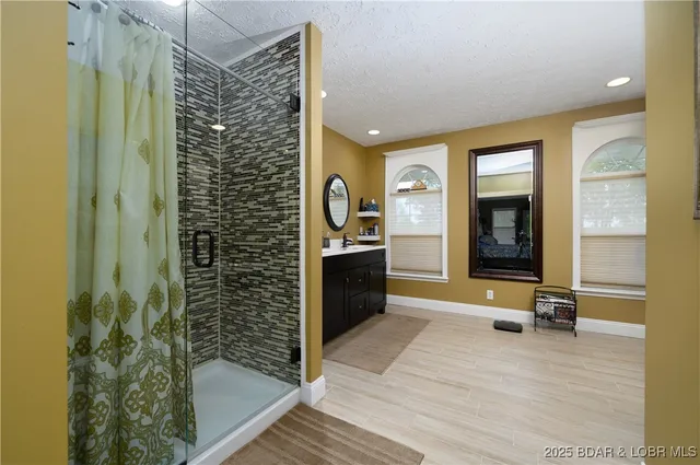 $665,000 | 24155 Red Oak Road, Waynesville, MO 65583