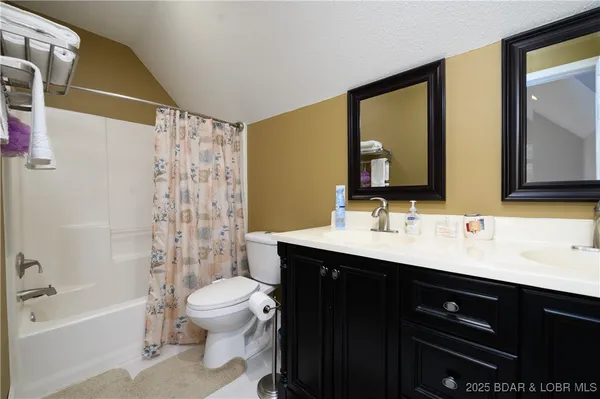 $665,000 | 24155 Red Oak Road, Waynesville, MO 65583