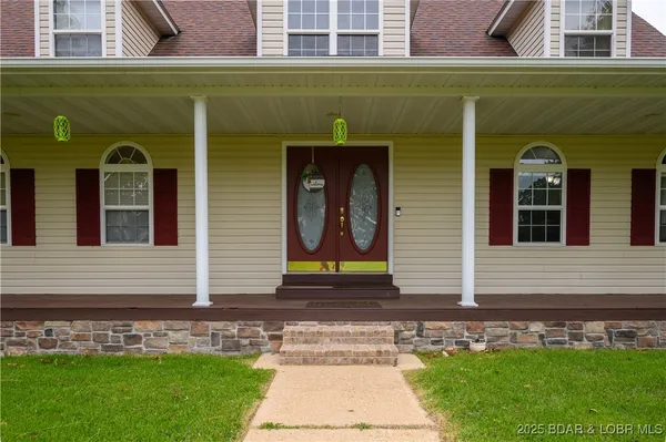 $665,000 | 24155 Red Oak Road, Waynesville, MO 65583