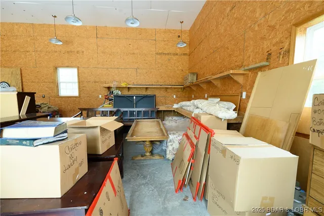 $665,000 | 24155 Red Oak Road, Waynesville, MO 65583