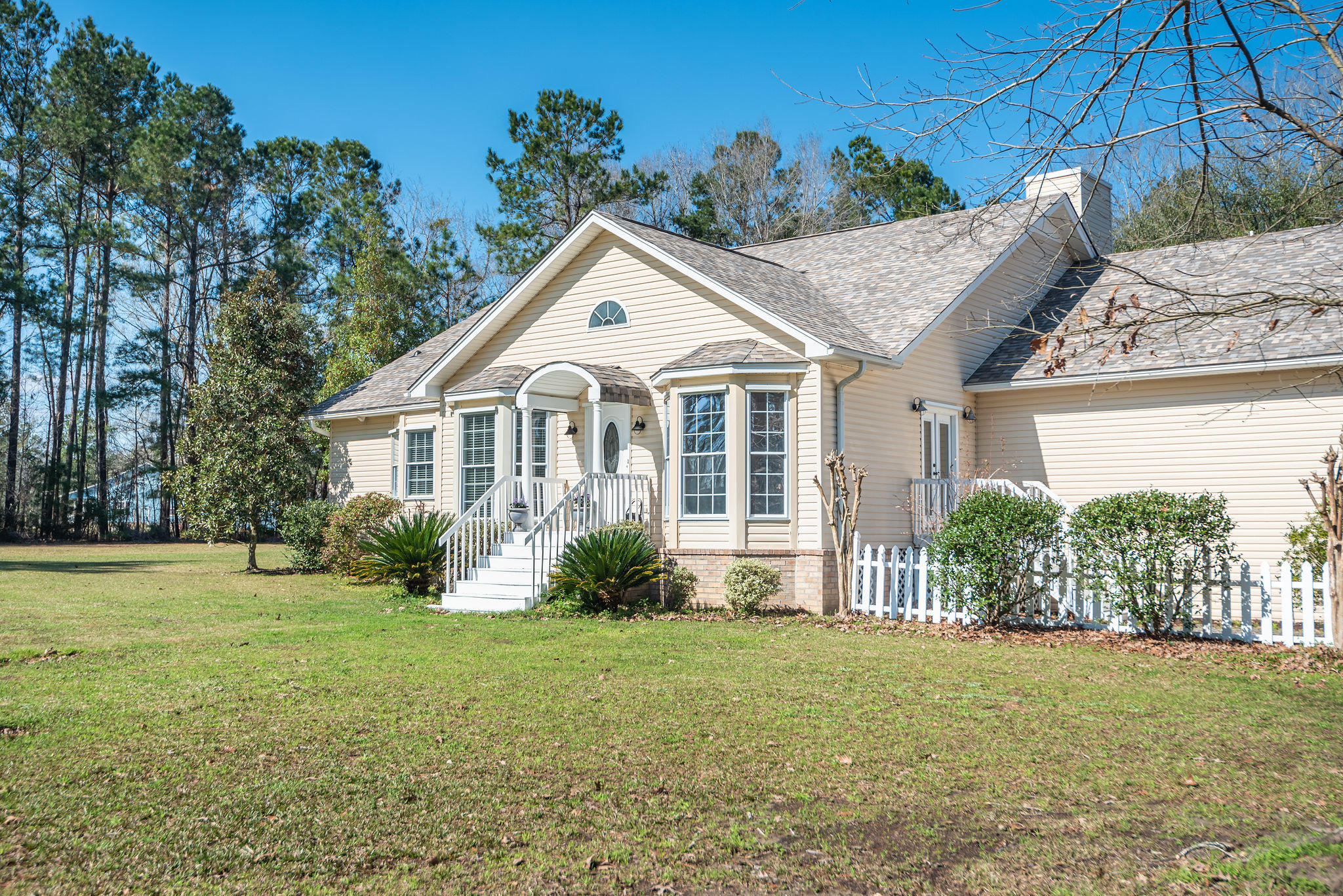 660 West Butternut Road Summerville, SC 29483 - Photo 2 of 60 660WestButternutRoad-KeenEyeMarketing-1