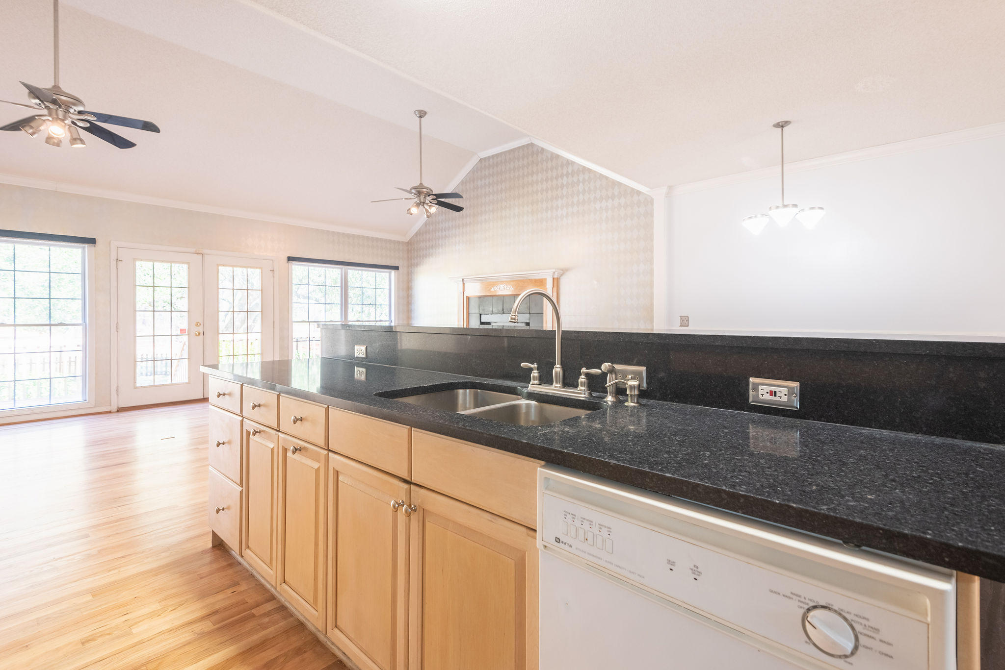 660 West Butternut Road Summerville, SC 29483 - Photo 11 of 60 660WestButternutRoad-KeenEyeMarketing-8