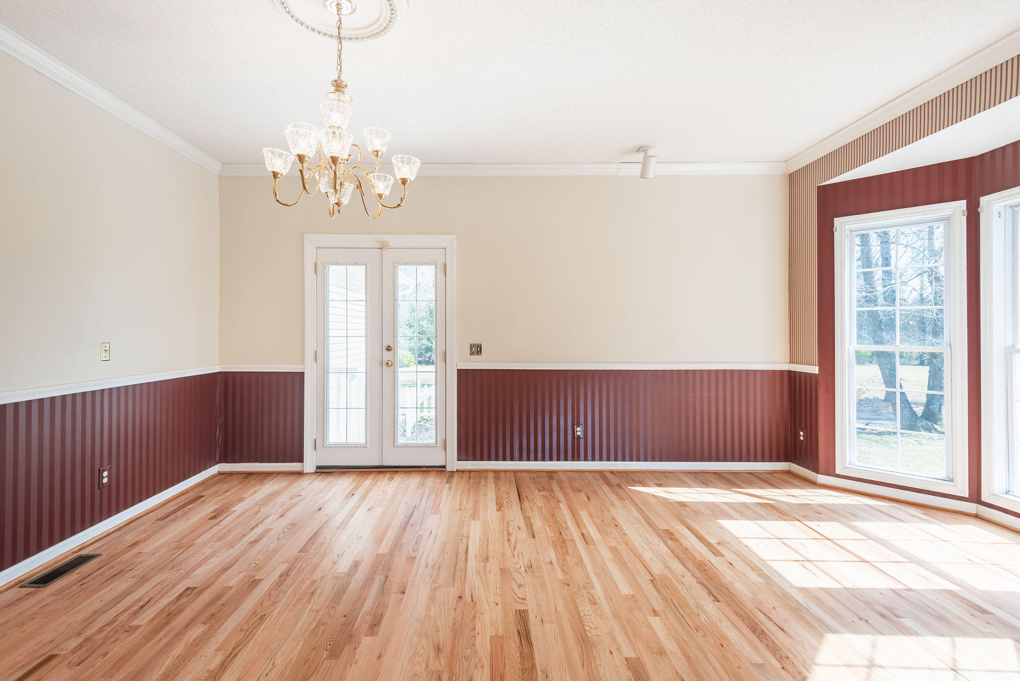 660 West Butternut Road Summerville, SC 29483 - Photo 19 of 60 660WestButternutRoad-KeenEyeMarketing-18