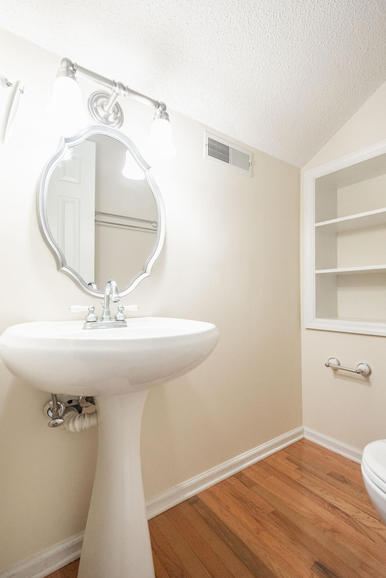 660 West Butternut Road Summerville, SC 29483 - Photo 38 of 60 660WestButternutRoad-KeenEyeMarketing-38