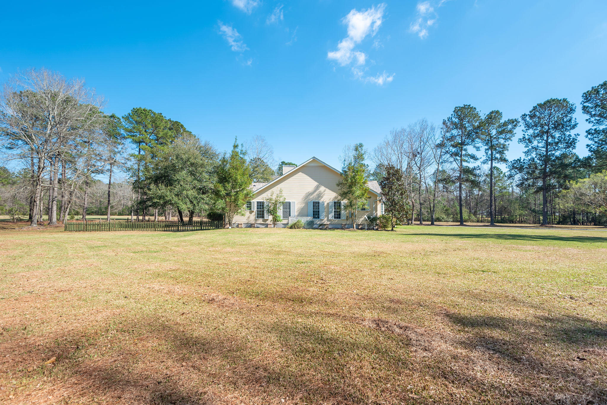 660 West Butternut Road Summerville, SC 29483 - Photo 5 of 60 660WestButternutRoad-KeenEyeMarketing-3