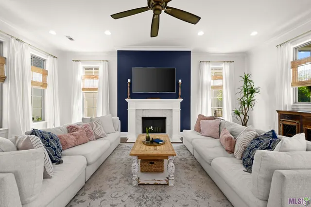 $779,900 | 8323 Billiu Street, Baton Rouge, LA 70817