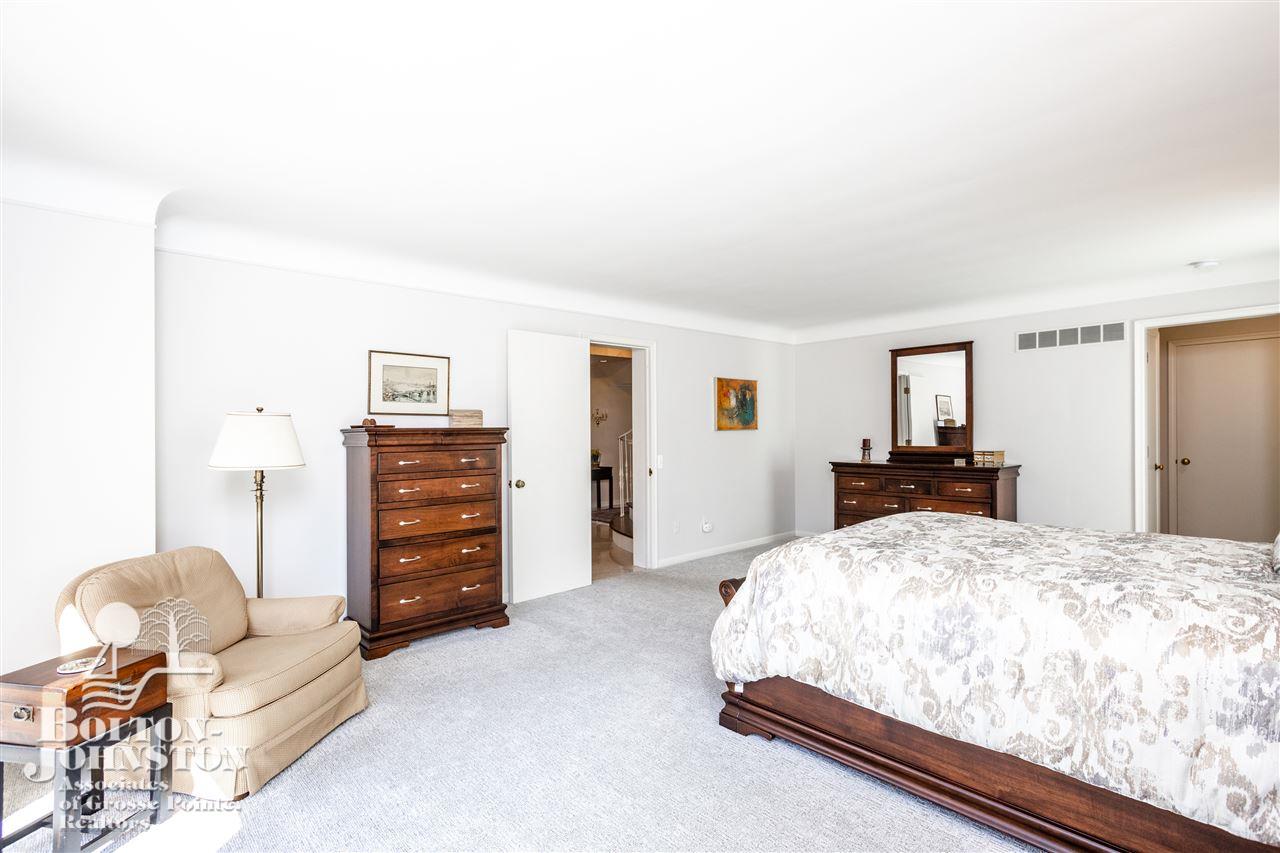 53 Stonehurst Road Grosse Pointe Shores, MI 48236 - Photo 30 of 71