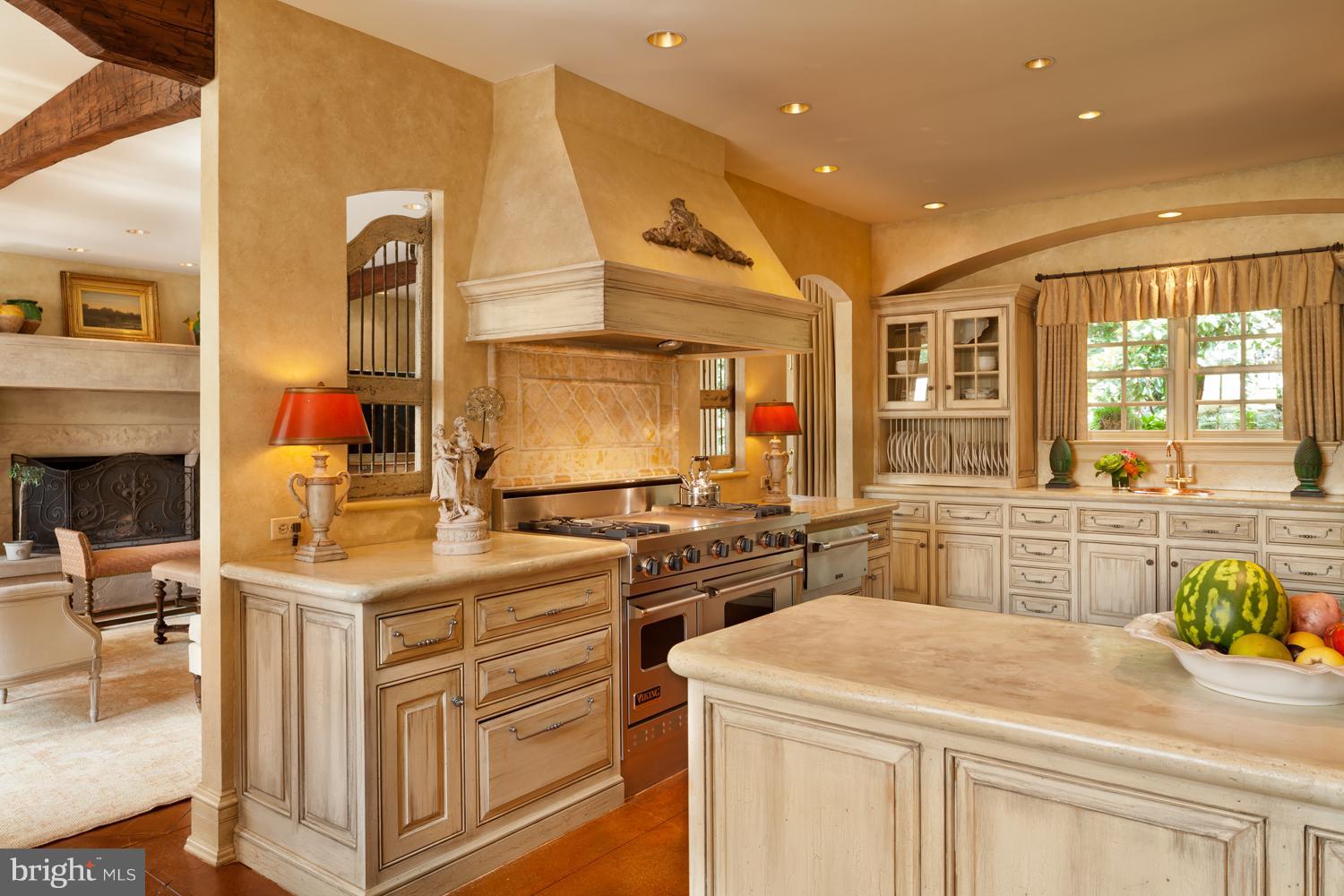 1138 Langley Lane McLean, VA 22101 - Photo 6 of 23 Custom Kitchen with Maple Cabinetry