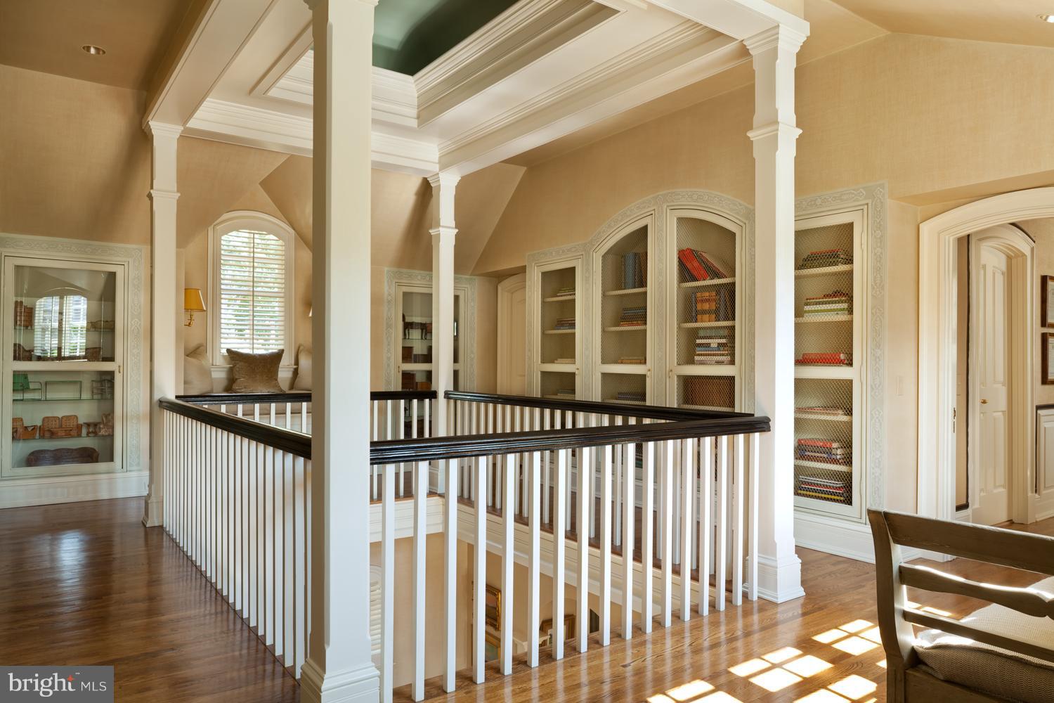 1138 Langley Lane McLean, VA 22101 - Photo 9 of 23 Upper Level Offers 4 Bedrooms w/En Suite Bathrooms