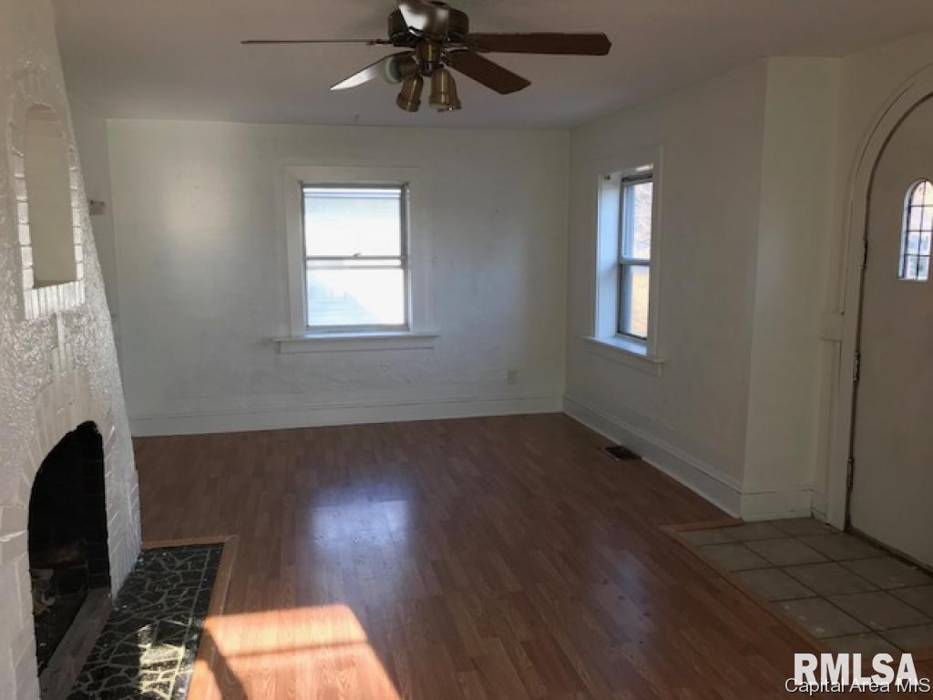 2359 South 6th Street Springfield, IL 62703 - Photo 4 of 12
