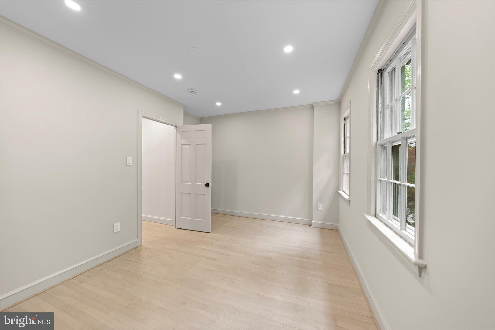 1525 35th Street Northwest Washington, DC 20007 - Photo 23 of 43 Bedroom 3