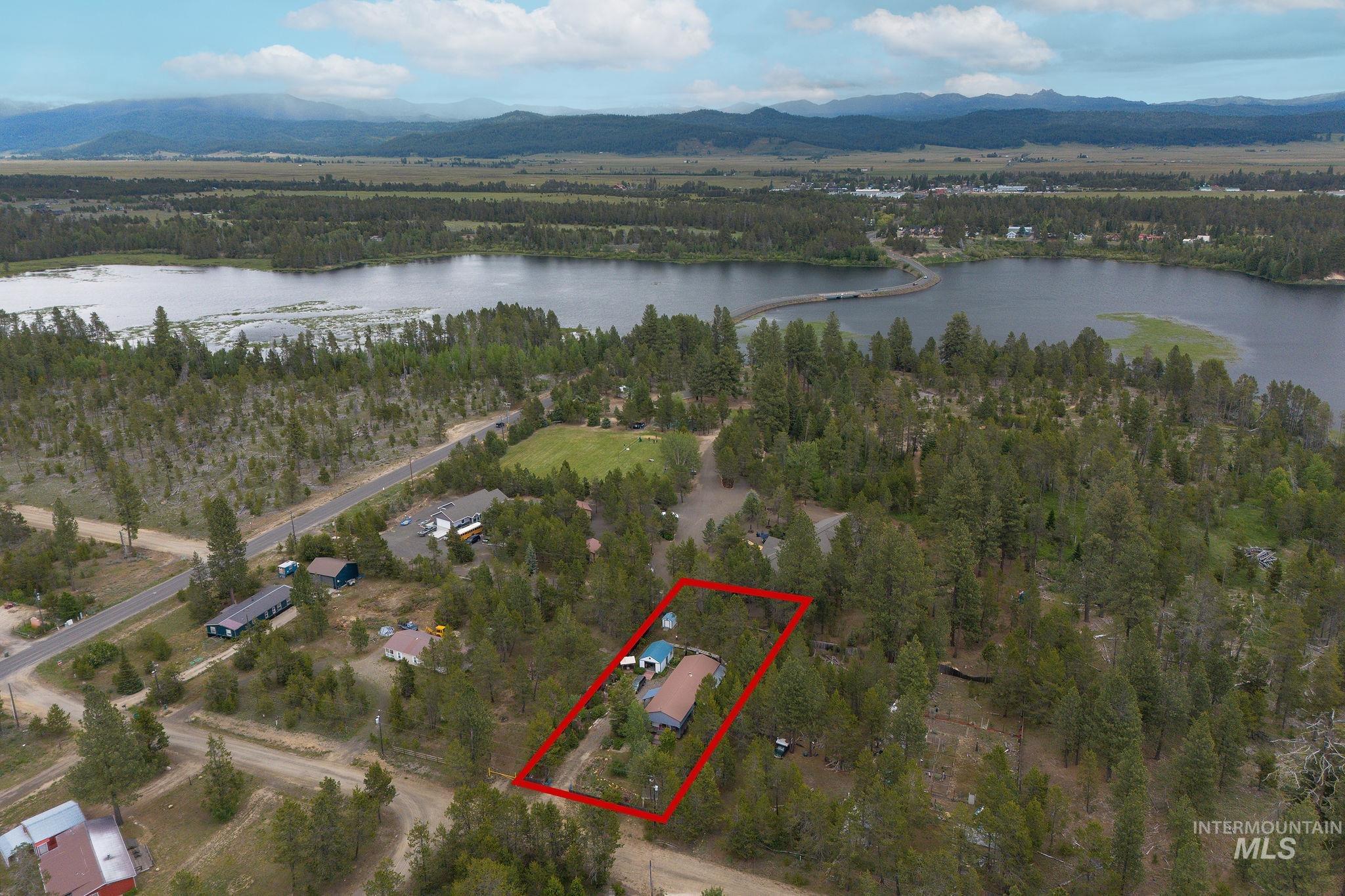 13122 Tucker Road Donnelly, ID 83615 - Photo 2 of 35