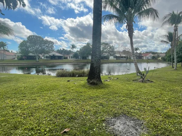 $3,200 | 8265 White Rock Circle, Boynton Beach, FL 33436