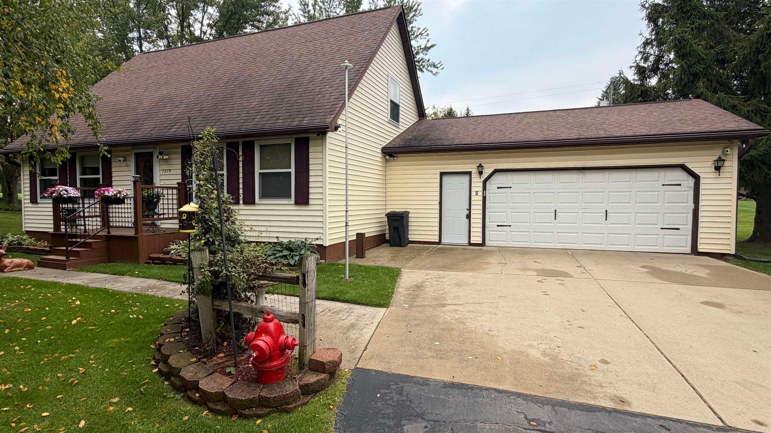 7275 Hall Road Davisburg, MI 48350 - Photo 1 of 60 Gallery Image 1