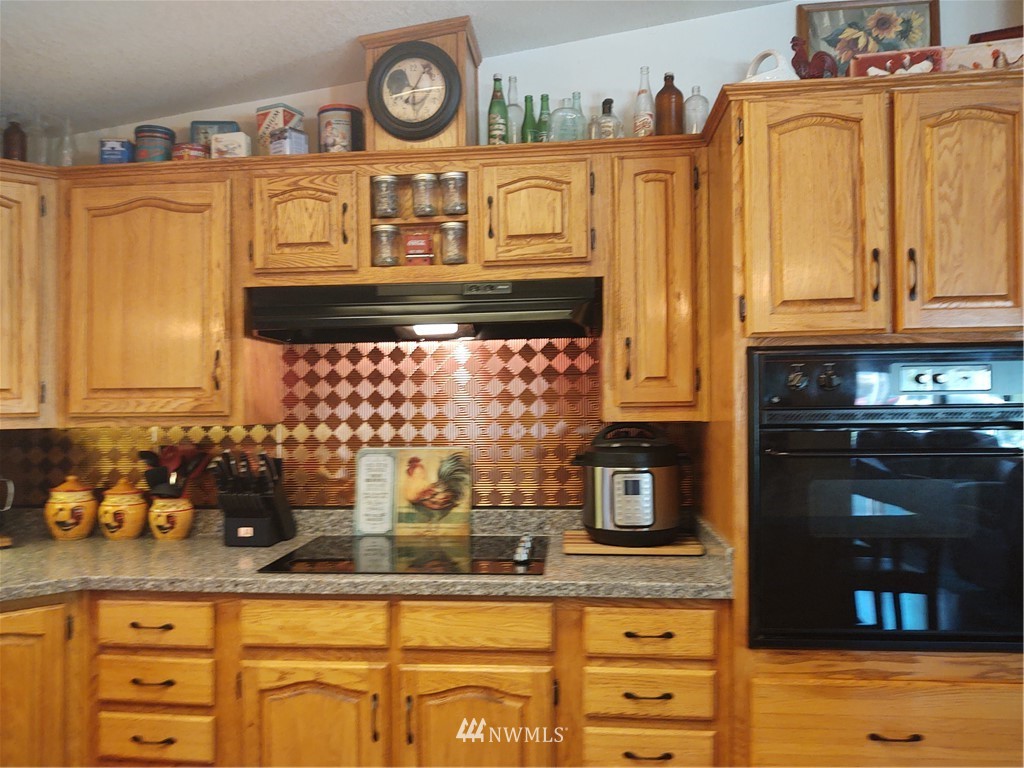 1123 Dyer Road Sultan, WA 98294 - Photo 4 of 30