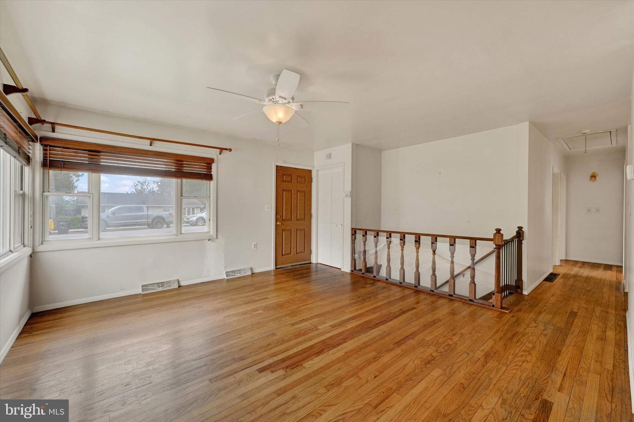 306 Regency Circle Linthicum Heights, MD 21090 - Photo 7 of 73 Bright, open main-level living.