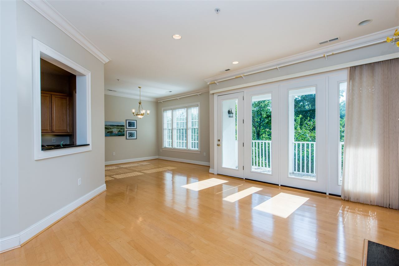2813 Market Bridge Lane, Unit 301 Raleigh, NC 27608 - Photo 5 of 18 Photo 5