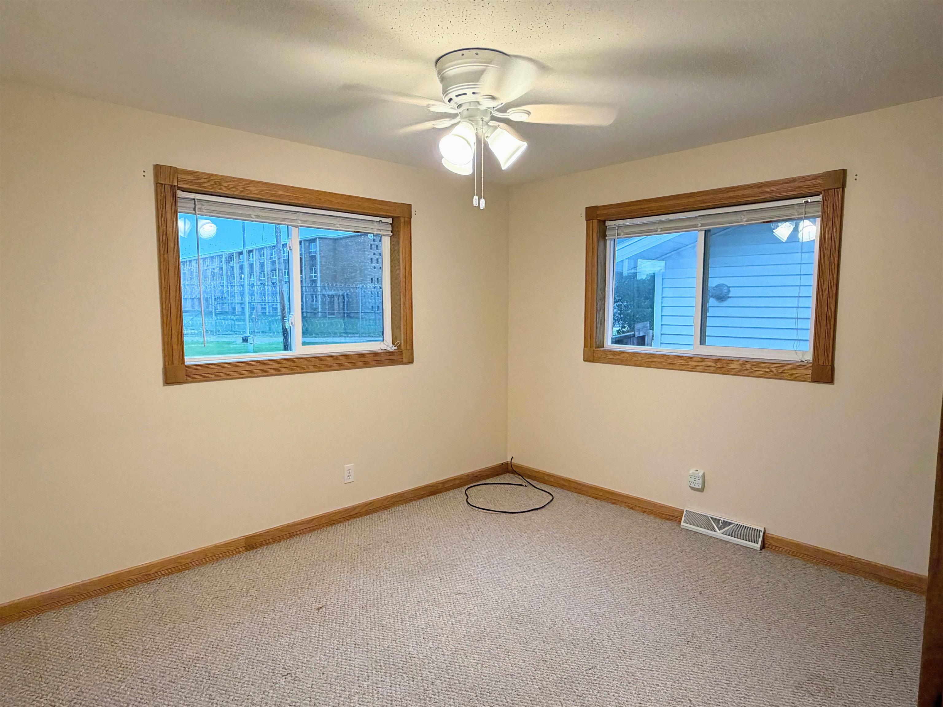 1317 South 5th Street Prairie du Chien, WI 53821 - Photo 15 of 31
