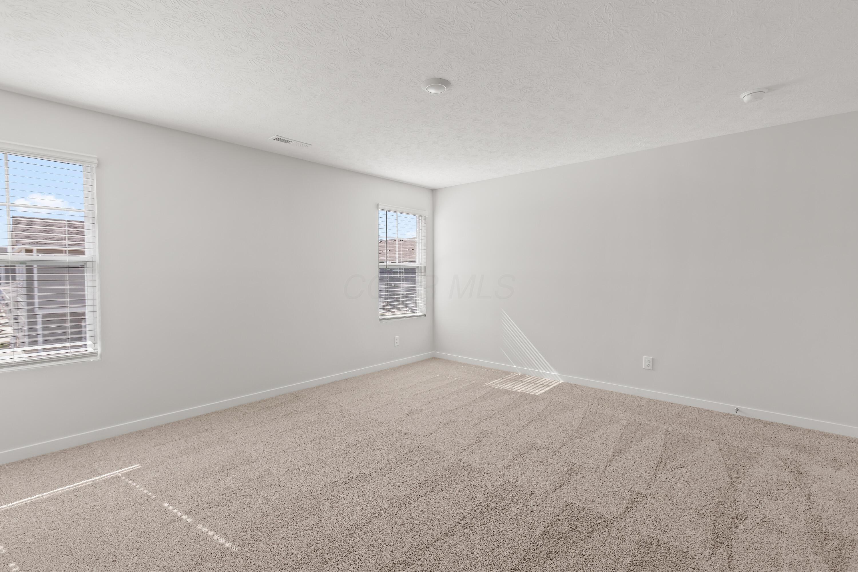 6352 Ripken Street Hilliard, OH 43026 - Photo 23 of 38 6352 Ripken Street-22.jpg-FULL