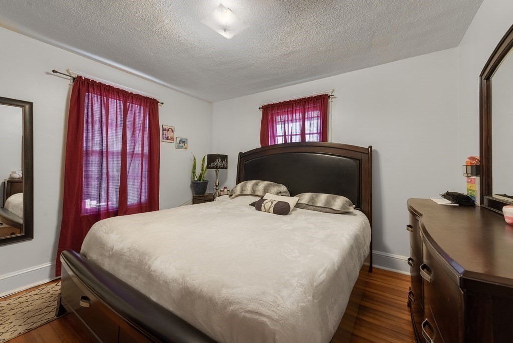 22 Windemere Street Springfield, MA 01104 - Photo 18 of 21