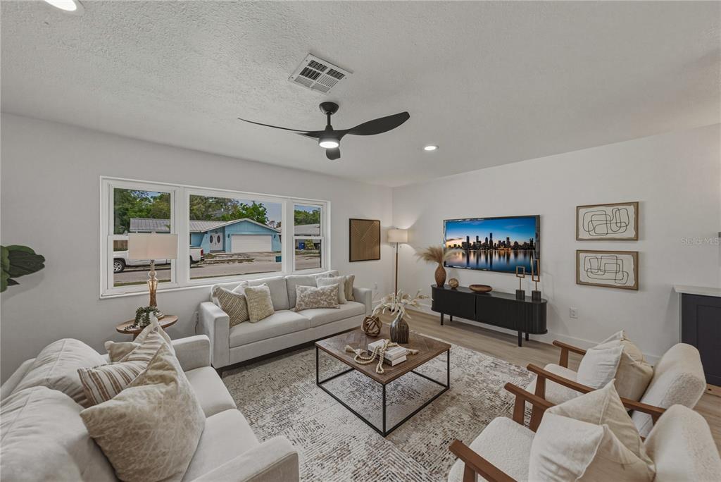 9305 120th Lane Seminole, FL 33772 - Photo 10 of 89