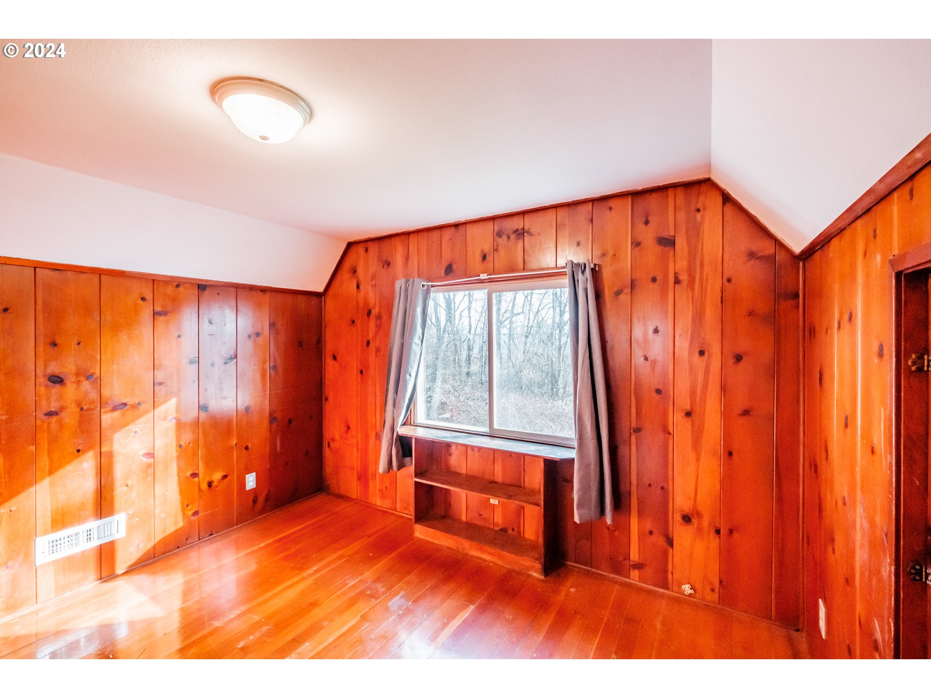 3725 Cordon Road Northeast Salem, OR 97305 - Photo 11 of 15 a view of an empty room with a window