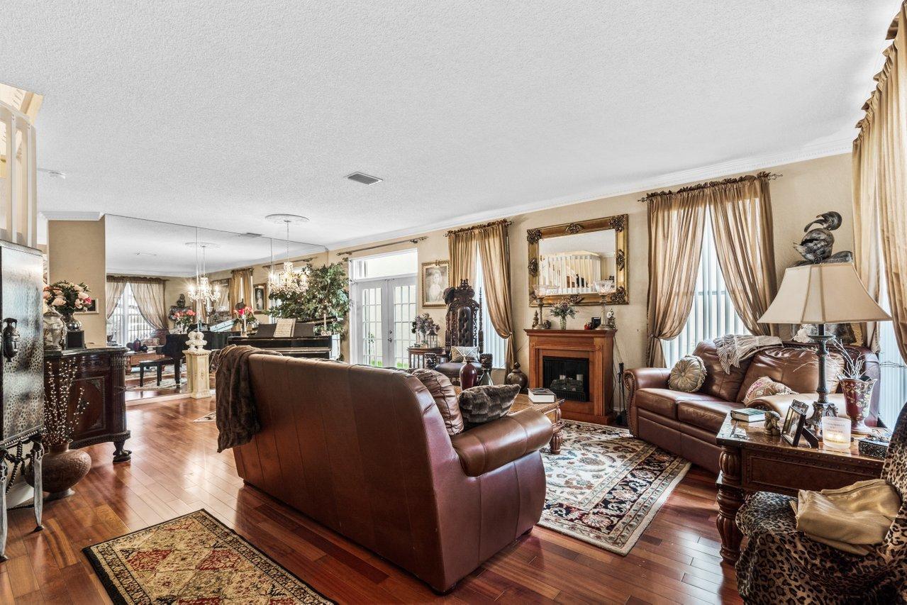 18140 Blue Lake Way Boca Raton, FL 33498 - Photo 13 of 43 005-18140BlueLakeWay-BocaRaton-FL-33498-