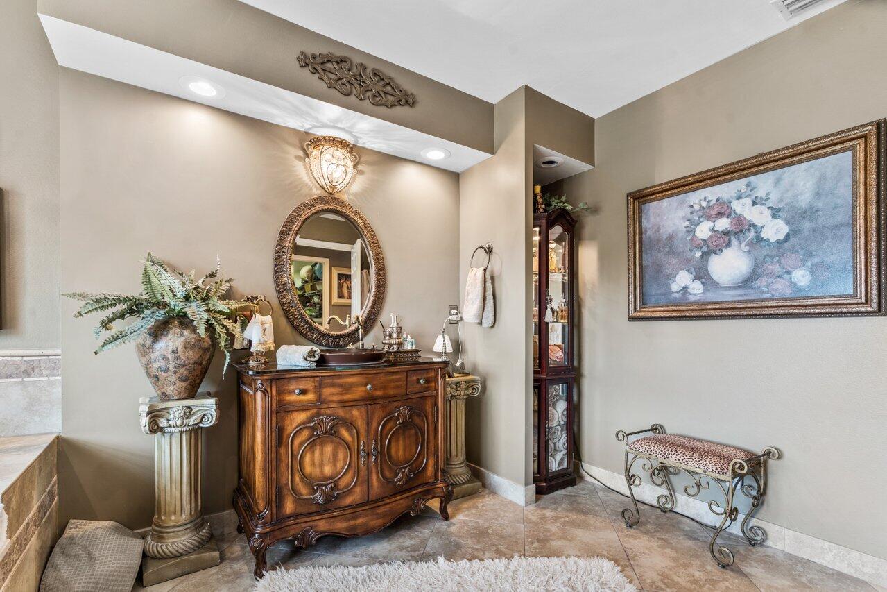 18140 Blue Lake Way Boca Raton, FL 33498 - Photo 16 of 43 015-18140BlueLakeWay-BocaRaton-FL-33498-