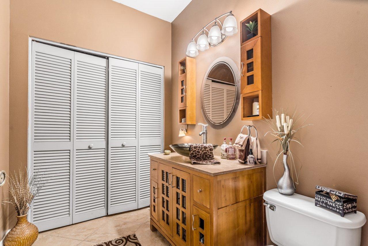 18140 Blue Lake Way Boca Raton, FL 33498 - Photo 17 of 43 029-18140BlueLakeWay-BocaRaton-FL-33498-