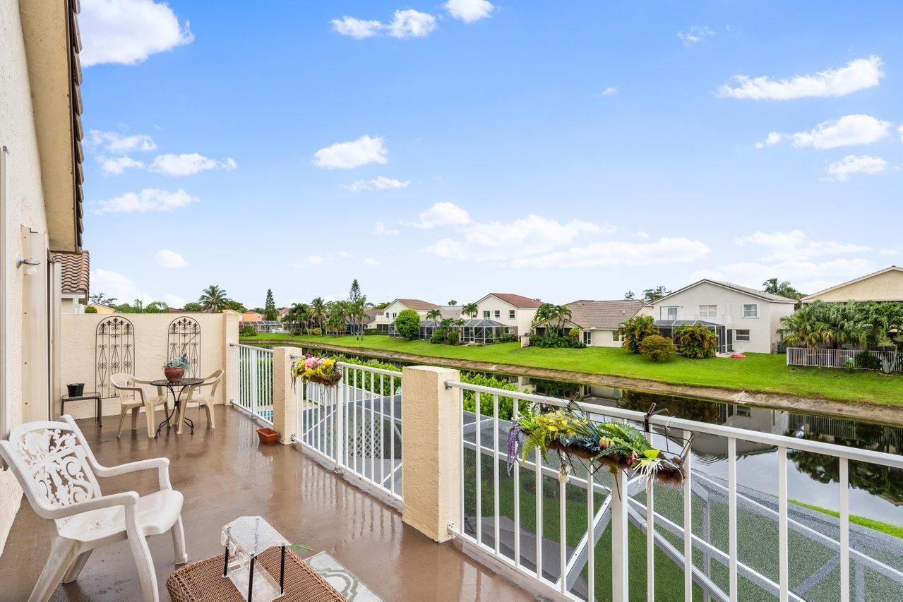 18140 Blue Lake Way Boca Raton, FL 33498 - Photo 19 of 43 011-18140BlueLakeWay-BocaRaton-FL-33498-