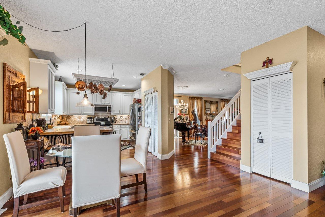 18140 Blue Lake Way Boca Raton, FL 33498 - Photo 7 of 43 021-18140BlueLakeWay-BocaRaton-FL-33498-