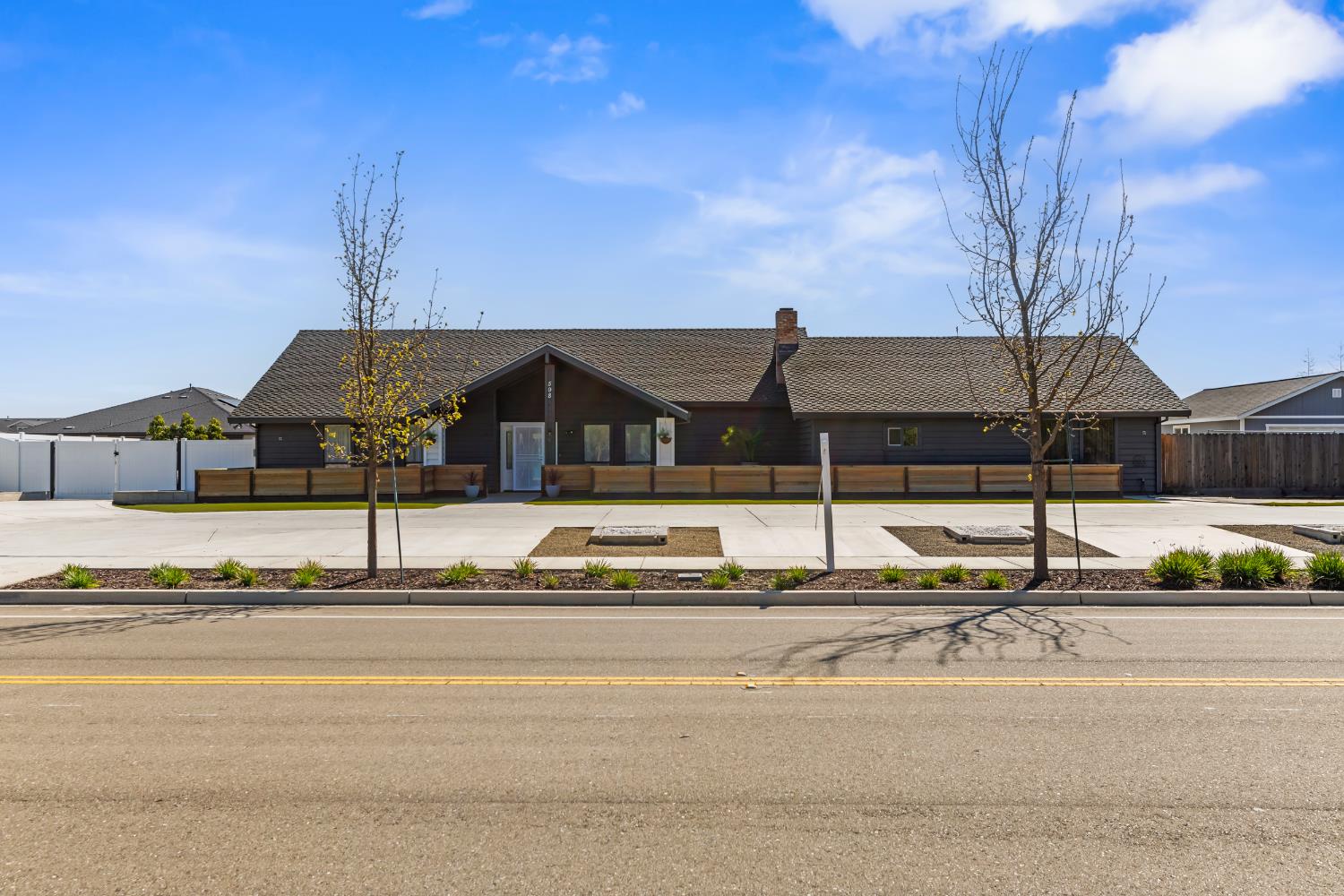 598 East Southland Road Manteca, CA 95336 - Photo 1 of 54