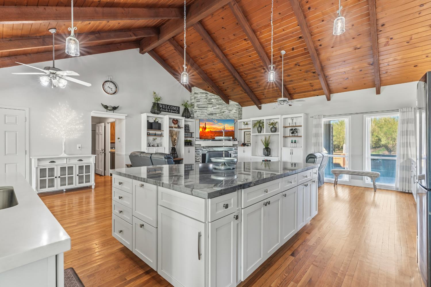 598 East Southland Road Manteca, CA 95336 - Photo 19 of 54