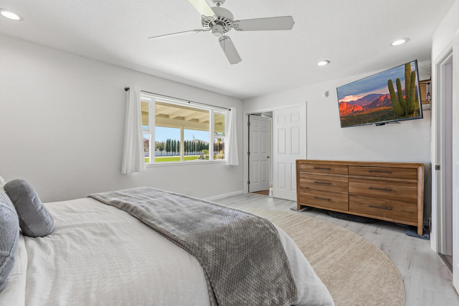 598 East Southland Road Manteca, CA 95336 - Photo 26 of 54