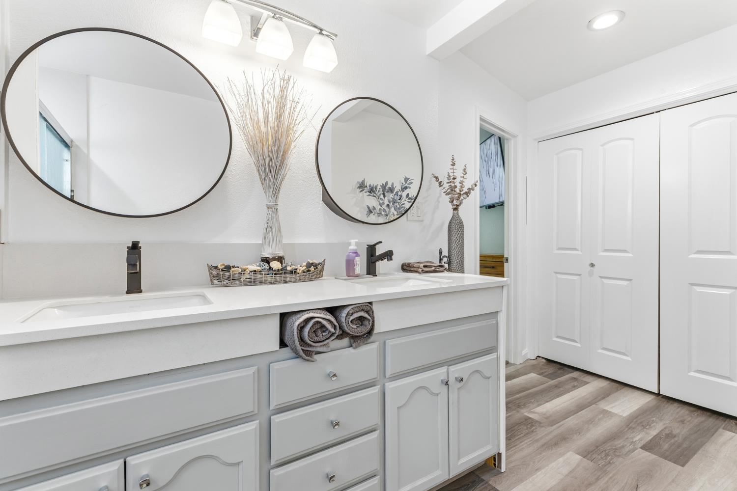 598 East Southland Road Manteca, CA 95336 - Photo 28 of 54