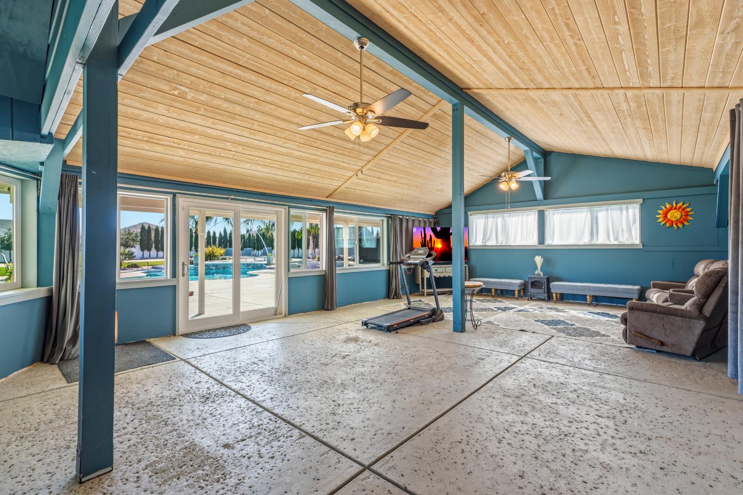 598 East Southland Road Manteca, CA 95336 - Photo 35 of 54