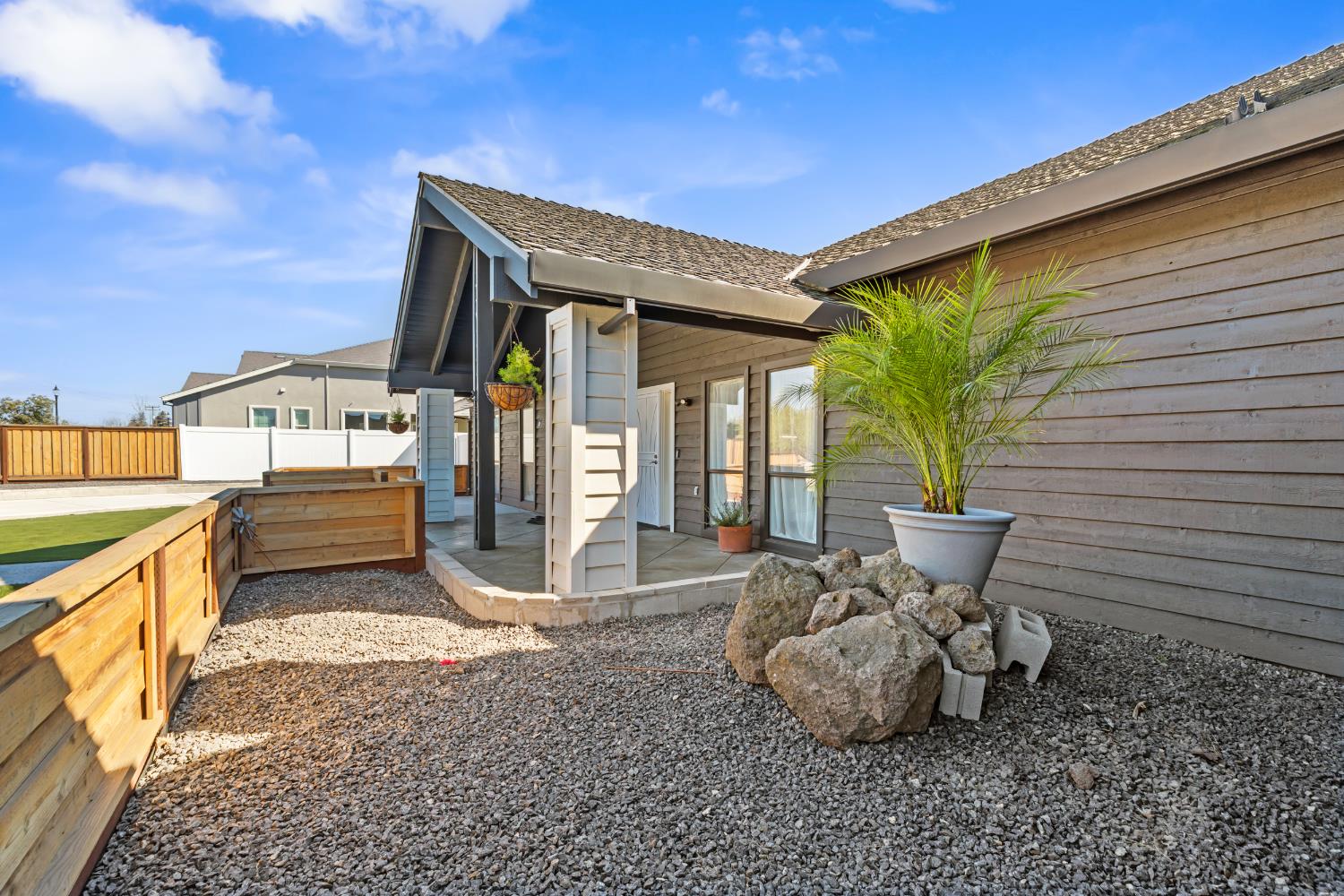 598 East Southland Road Manteca, CA 95336 - Photo 8 of 54