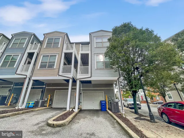 $2,600 | 12 South Exeter Street, Unit 140, Baltimore, MD 21202