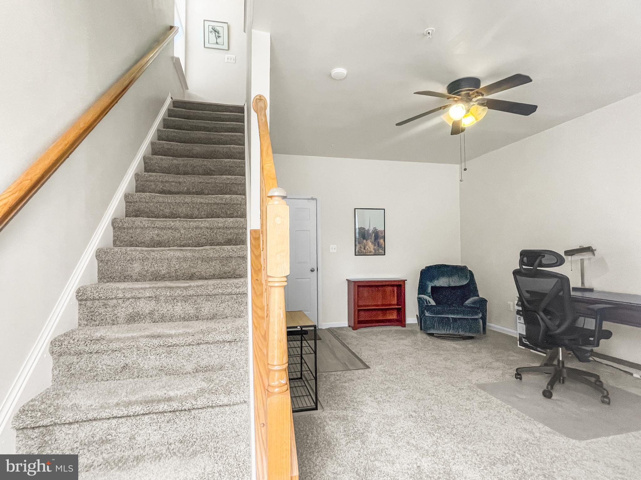 12 South Exeter Street, Unit 140 Baltimore, MD 21202 - Photo 5 of 30 a view of entryway and hall