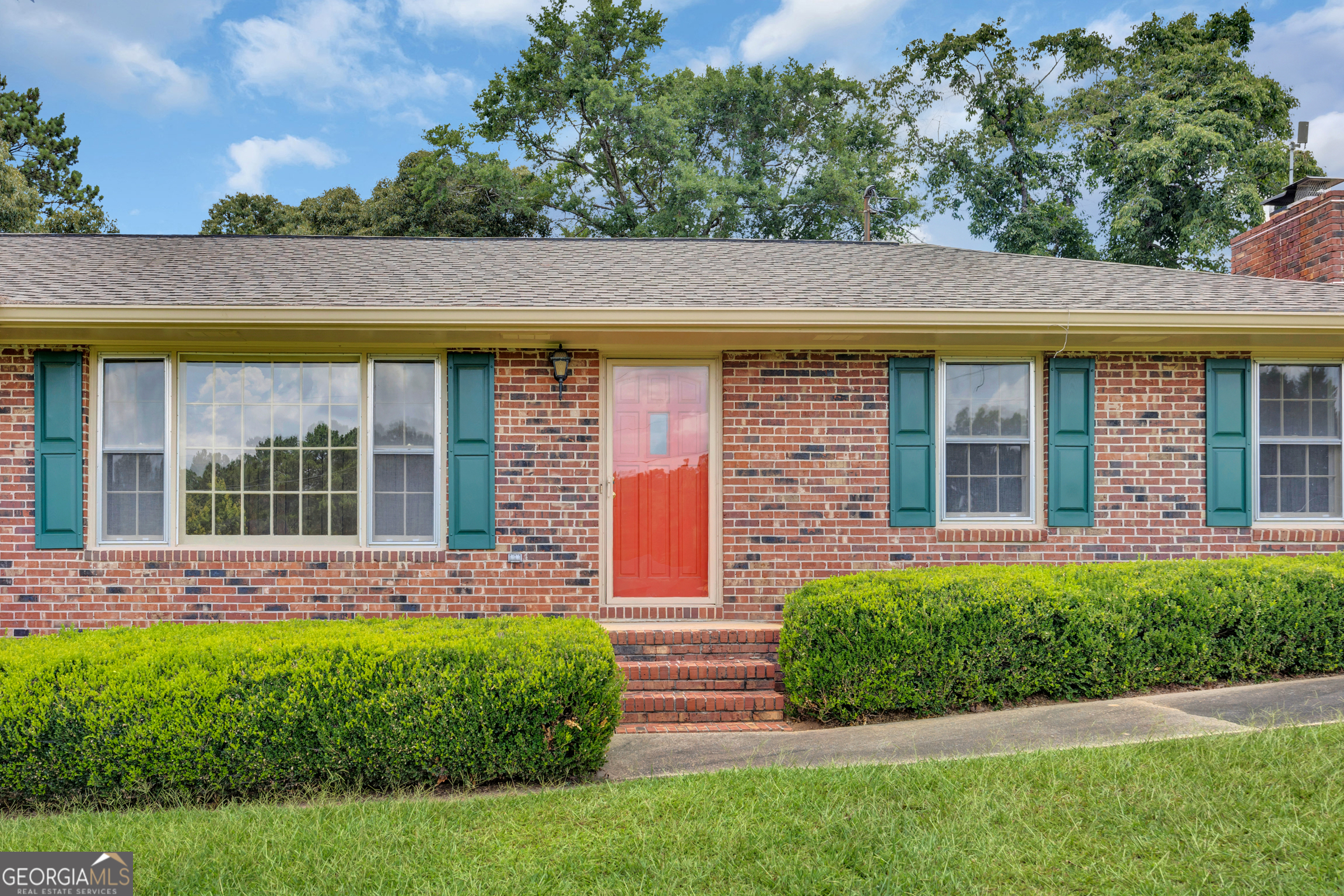 135 Bostwick Road Oxford, GA 30054 - Photo 4 of 35