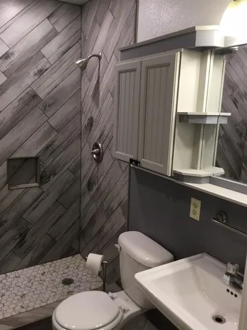 $2,400 | 217 Bruce Avenue, Shreveport, LA 71105