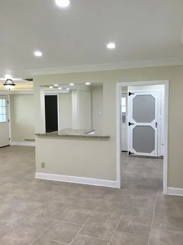 $2,400 | 217 Bruce Avenue, Shreveport, LA 71105