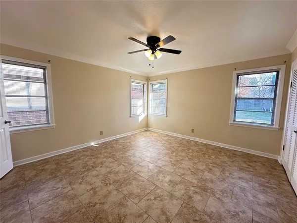 $2,400 | 217 Bruce Avenue, Shreveport, LA 71105