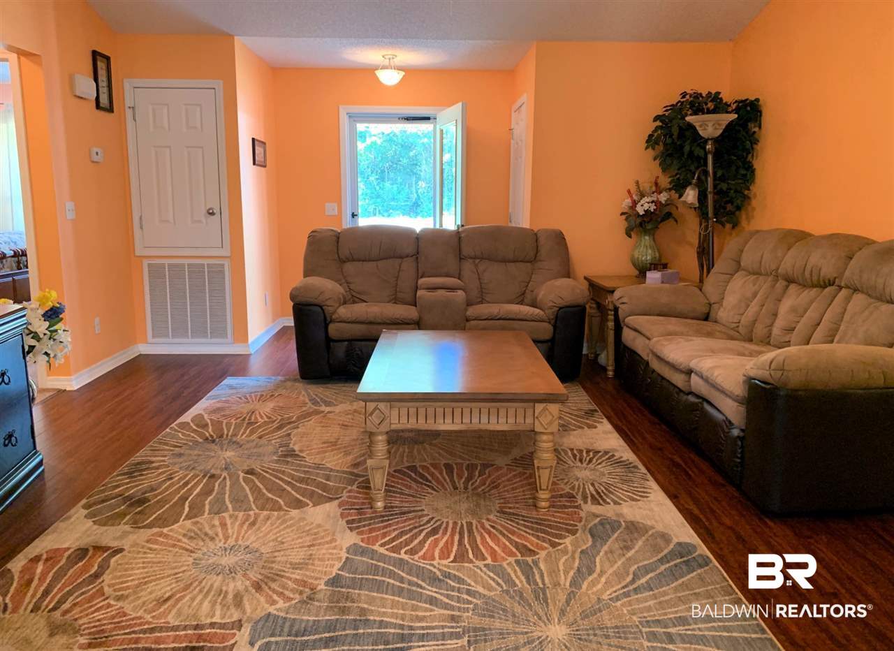 320 North Hickory Street Foley, AL 36535 - Photo 4 of 40